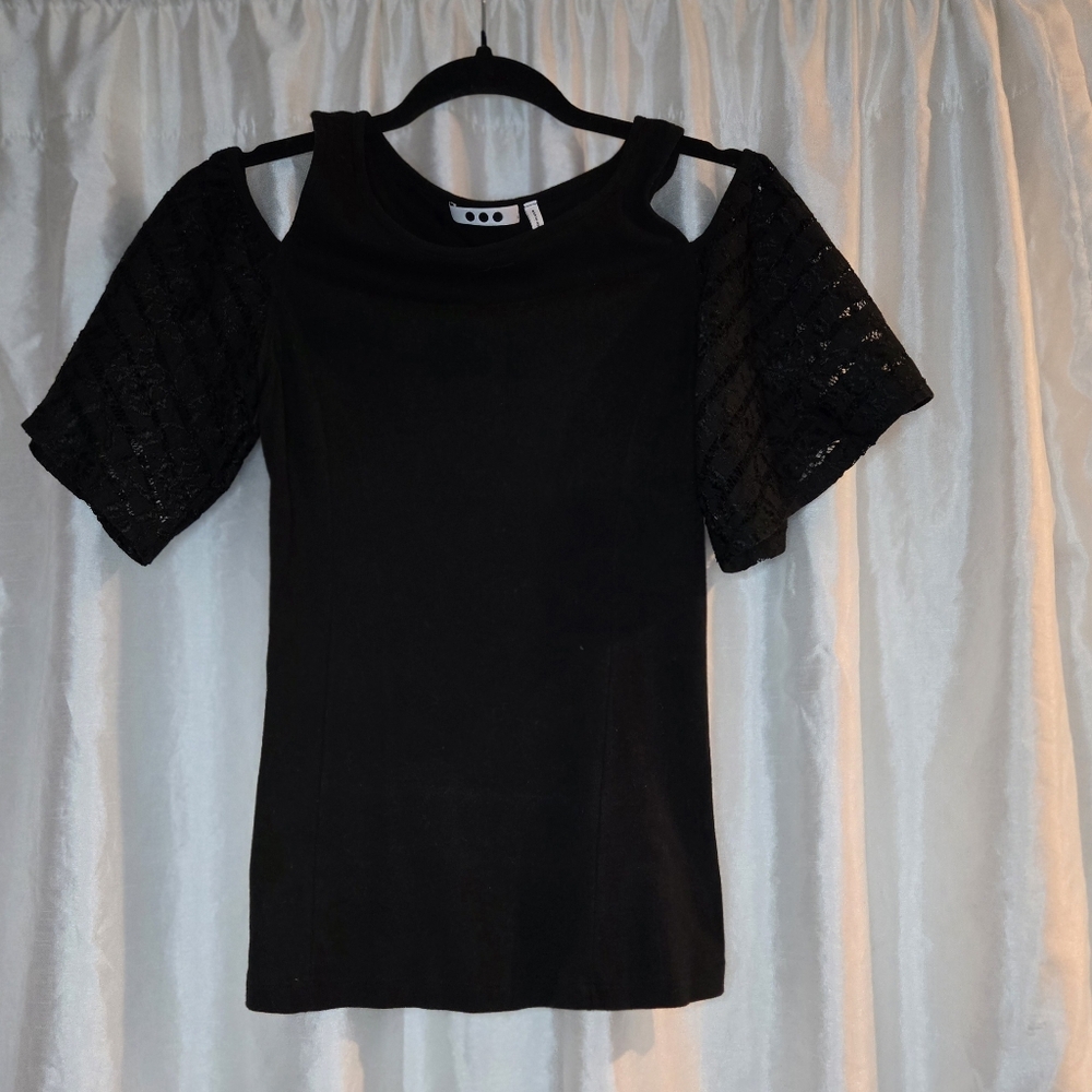 Black Crew Neck Top